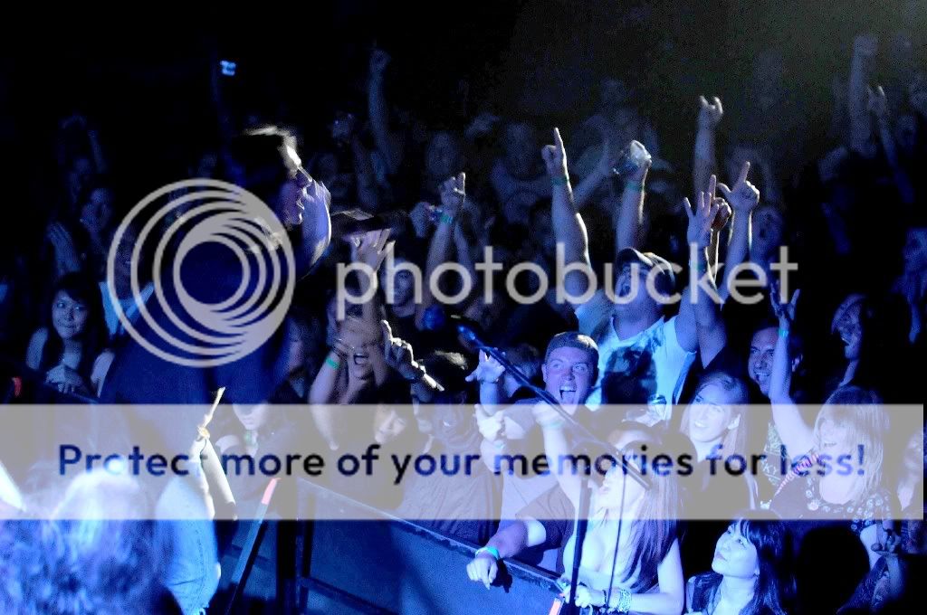 crowd.jpg