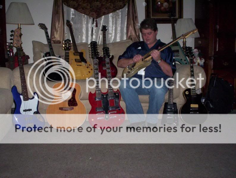 tomsguitars003.jpg