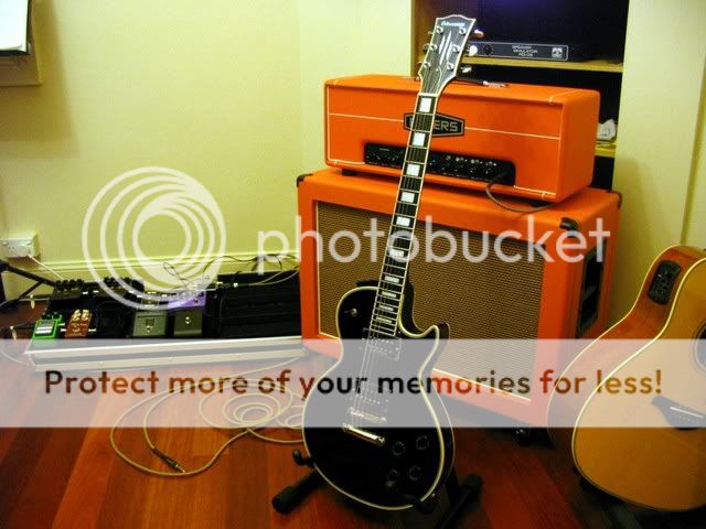 EdwardsSykesGuitar2-1.jpg