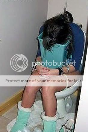 drunk-girl-toilet-vomit.jpg