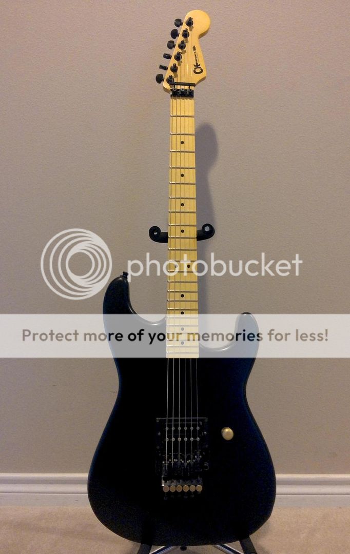 Charvel-2.jpg